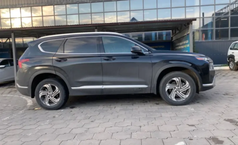 Hyundai Santa Fe 2022 года за 15 000 000 тг. в Караганда фото 4