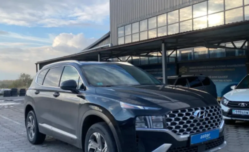Hyundai Santa Fe 2022 года за 15 000 000 тг. в Караганда фото 3