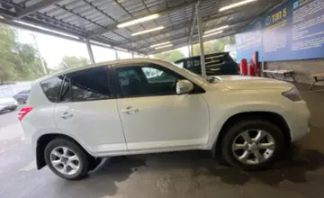 Toyota RAV4 2011 года за 8 000 000 тг. в Алматы фото 4