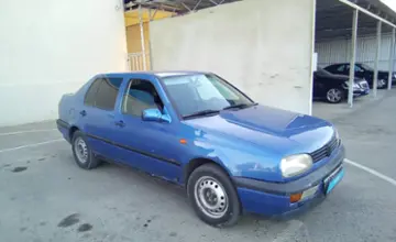 Volkswagen Vento 1993 года за 900 000 тг. в Тараз фото 3