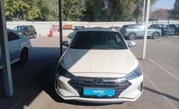 Hyundai Elantra 2019 года за 8 000 000 тг. в Алматы фото 2