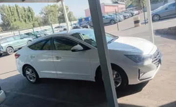 Hyundai Elantra 2019 года за 8 000 000 тг. в Алматы фото 4
