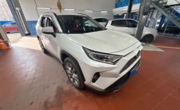 Toyota RAV4 2021 года за 18 000 000 тг. в Астана фото 3