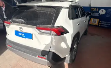 Toyota RAV4 2021 года за 18 000 000 тг. в Астана