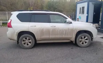 Toyota Land Cruiser Prado 2012 года за 15 000 000 тг. в Усть-Каменогорск фото 4