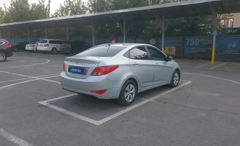 Hyundai Solaris 2015 года за 5 500 000 тг. в Алматы фото 3