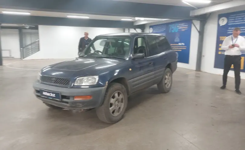 Toyota RAV4 1995 года за 2 000 000 тг. в Астана