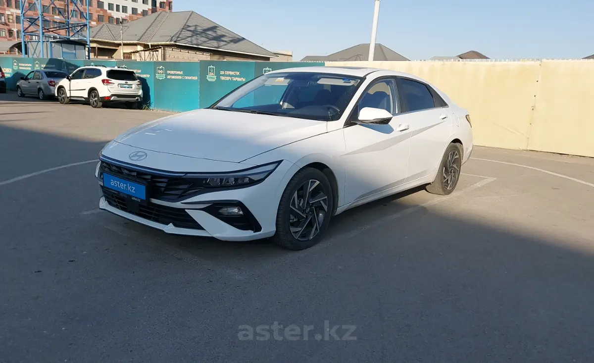 Hyundai Elantra 2023 года за 8 500 000 тг. в Шымкент