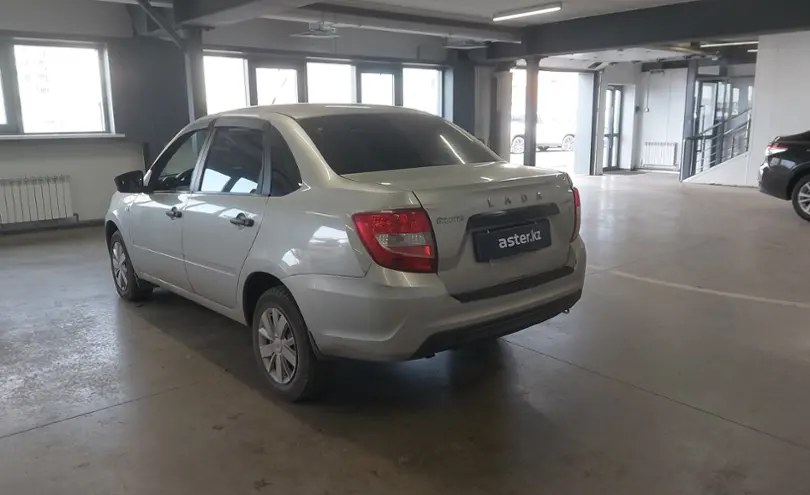 LADA (ВАЗ) Granta 2019 года за 4 500 000 тг. в Астана фото 4