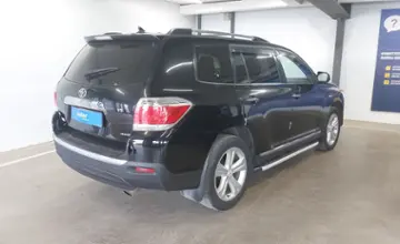 Toyota Highlander 2011 года за 12 500 000 тг. в Астана фото 3