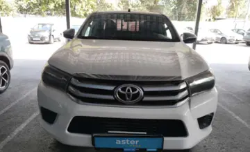 Toyota Hilux 2017 года за 12 500 000 тг. в Алматы фото 2