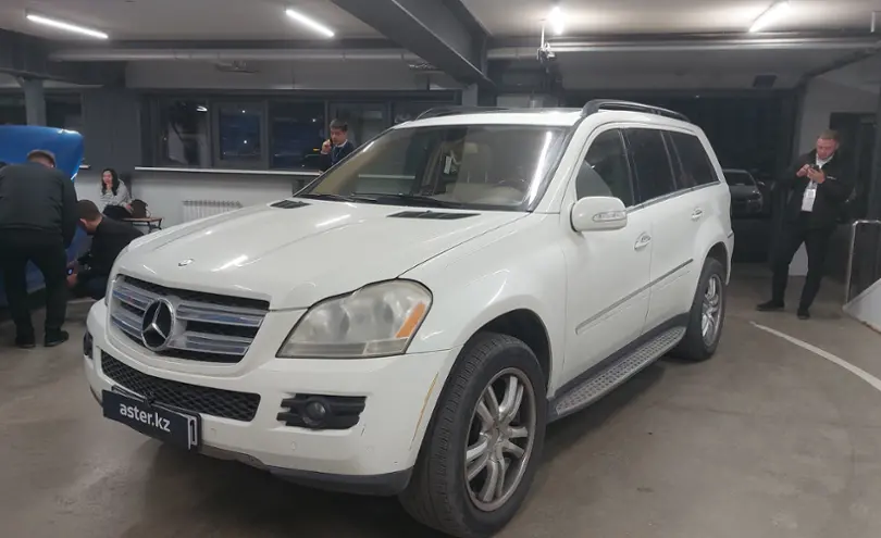 Mercedes-Benz GL-Класс 2008 года за 6 000 000 тг. в Астана