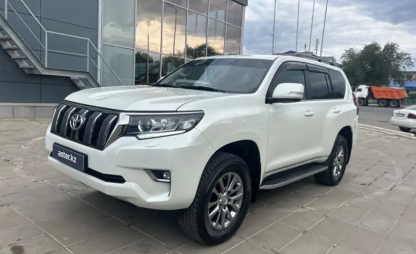 Toyota Land Cruiser Prado 2019 года за 29 000 000 тг. в Уральск