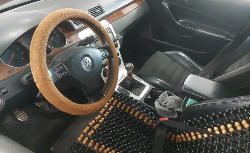 Volkswagen Passat 2006 года за 3 000 000 тг. в Астана фото 5