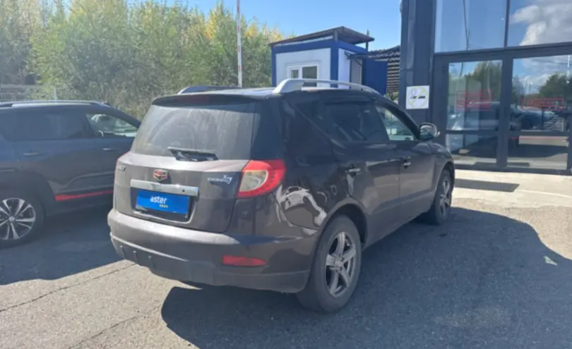 Geely Emgrand X7 2013 года за 3 600 000 тг. в Усть-Каменогорск фото 5