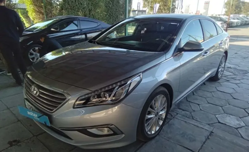 Hyundai Sonata 2015 года за 9 200 000 тг. в Талдыкорган