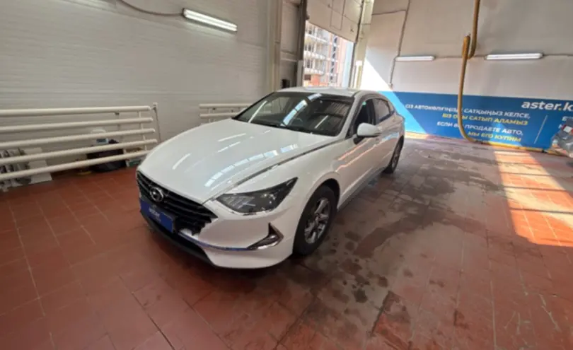 Hyundai Sonata 2022 года за 11 500 000 тг. в Астана