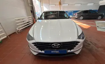 Hyundai Sonata 2022 года за 11 500 000 тг. в Астана фото 2