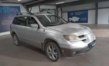 Mitsubishi Outlander 2002 года за 3 200 000 тг. в Астана фото 2