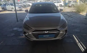 Hyundai Elantra 2018 года за 9 000 000 тг. в Талдыкорган фото 2