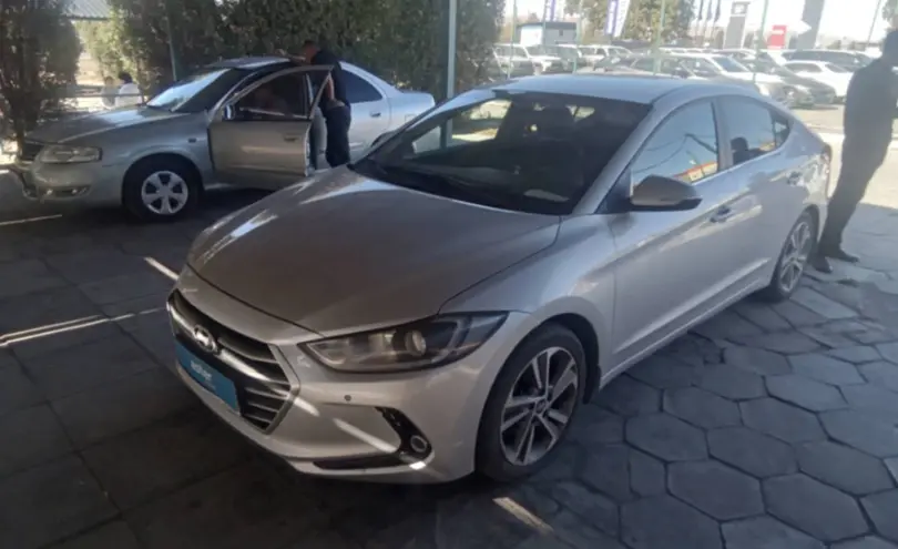 Hyundai Elantra 2018 года за 9 000 000 тг. в Талдыкорган