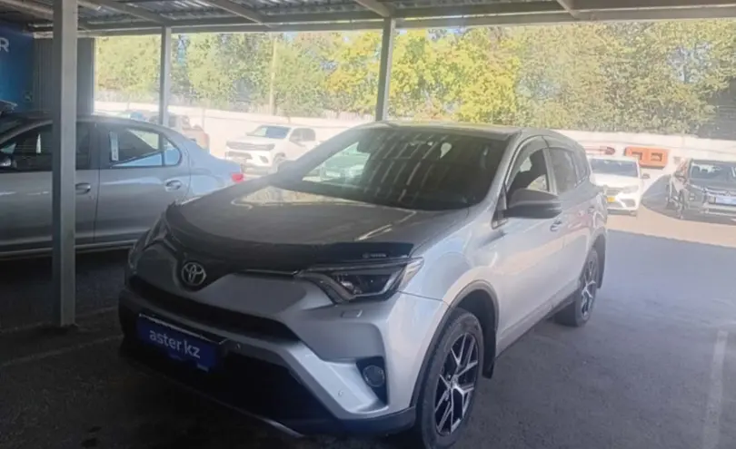 Toyota RAV4 2017 года за 11 000 000 тг. в Алматы