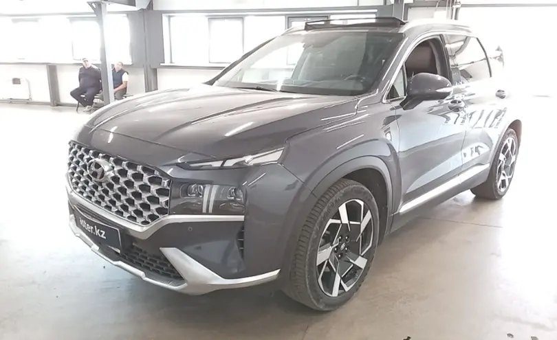 Hyundai Santa Fe 2022 года за 15 750 000 тг. в Астана
