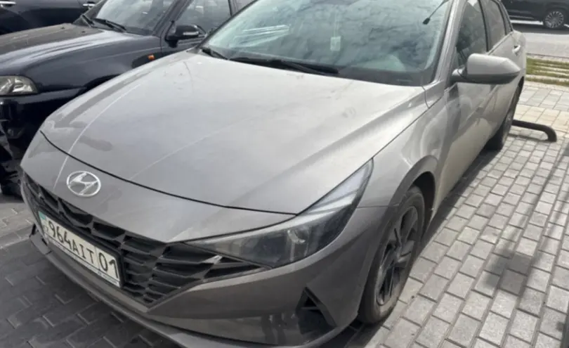 Hyundai Elantra 2023 года за 9 500 000 тг. в Астана