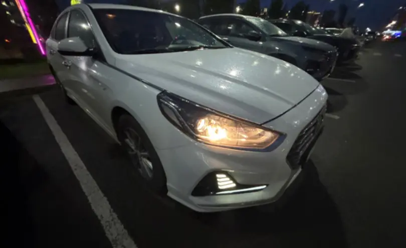 Hyundai Sonata 2018 года за 9 000 000 тг. в Астана фото 3