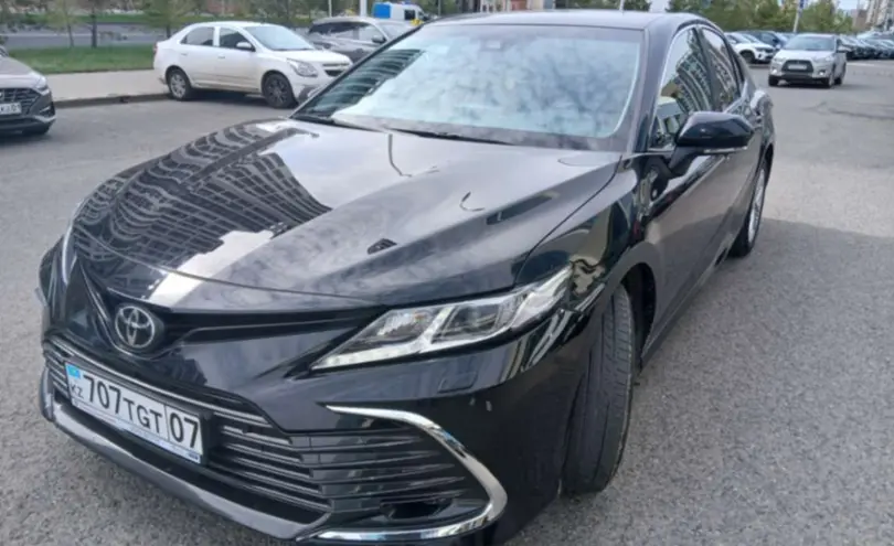 Toyota Camry 2023 года за 17 000 000 тг. в Астана