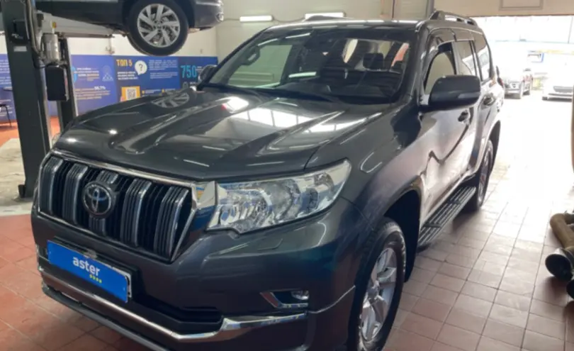 Toyota Land Cruiser Prado 2021 года за 25 000 000 тг. в Астана