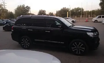 Toyota Land Cruiser 2015 года за 31 000 000 тг. в Актобе фото 4
