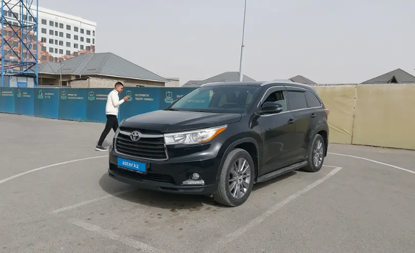 Toyota Highlander 2014 года за 13 000 000 тг. в Шымкент
