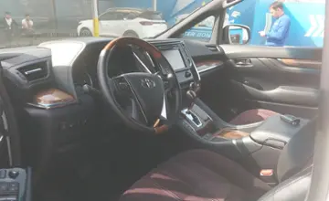 Toyota Alphard 2017 года за 32 000 000 тг. в Алматы фото 5