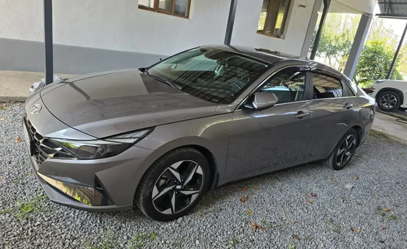Hyundai Elantra 2023 года за 11 000 000 тг. в Шымкент