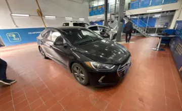 Hyundai Elantra 2018 года за 6 500 000 тг. в Астана фото 3