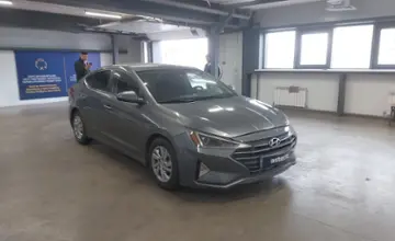 Hyundai Elantra 2018 года за 6 800 000 тг. в Астана фото 2