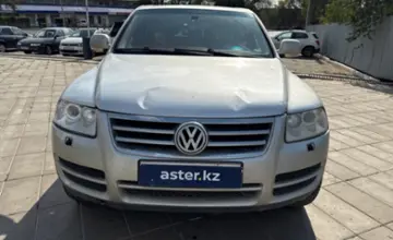 Volkswagen Touareg 2006 года за 2 330 000 тг. в Уральск фото 2
