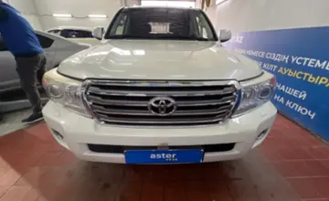Toyota Land Cruiser 2014 года за 22 000 000 тг. в Астана фото 2