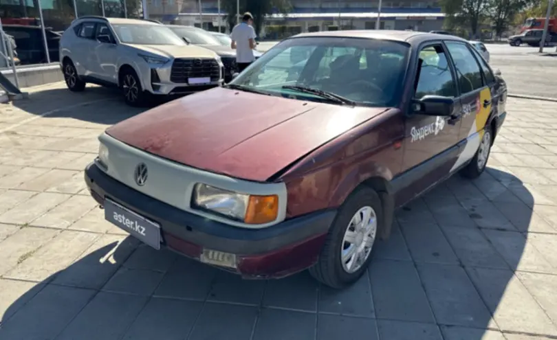 Volkswagen Passat 1991 года за 700 000 тг. в Уральск