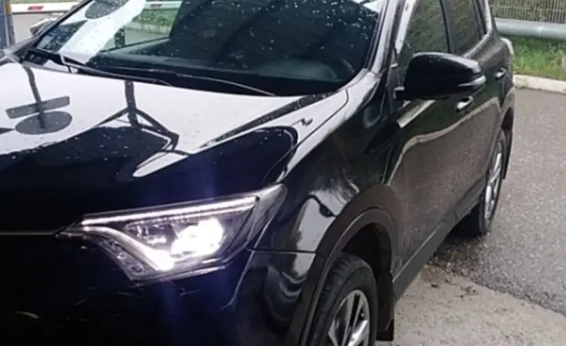Toyota RAV4 2018 года за 12 500 000 тг. в Усть-Каменогорск