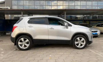 Chevrolet Tracker 2014 года за 4 500 000 тг. в Караганда фото 4