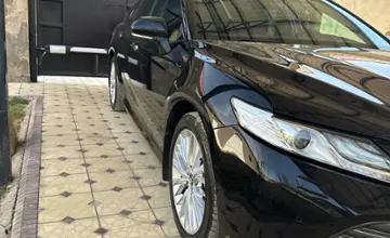 Toyota Camry 2019 года за 16 500 000 тг. в Шымкент фото 2