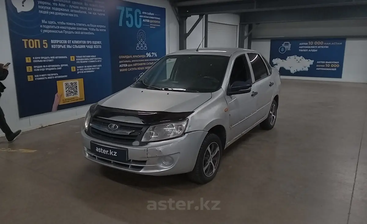 LADA (ВАЗ) Granta 2015 года за 2 000 000 тг. в Астана