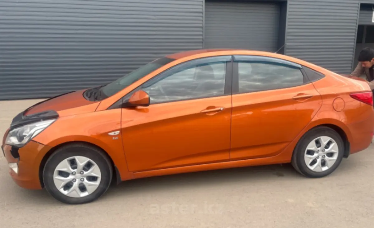 Hyundai Solaris 2014