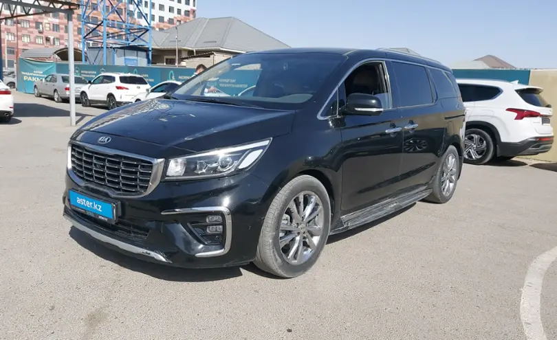 Kia Carnival 2018 года за 12 000 000 тг. в Шымкент