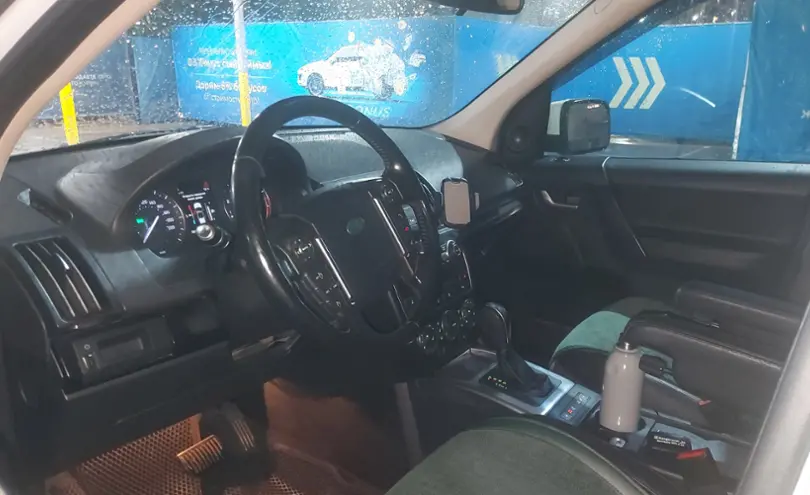 Land Rover Freelander 2014 года за 8 400 000 тг. в Алматы фото 5