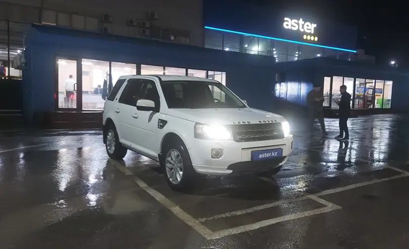 Land Rover Freelander 2014 года за 8 400 000 тг. в Алматы фото 2