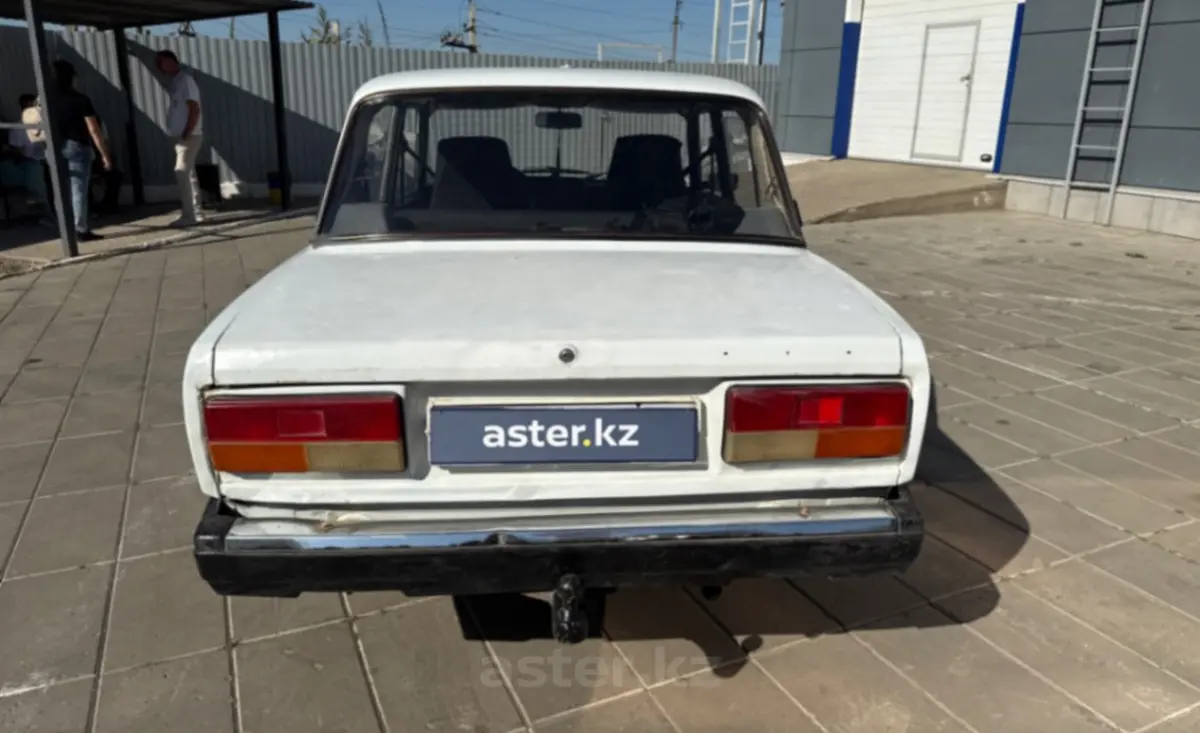 Lada (VAZ) 2107 2004