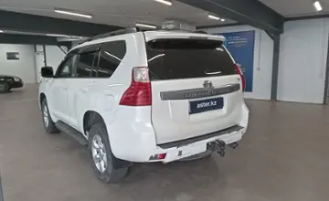Toyota Land Cruiser Prado 2010 года за 13 000 000 тг. в Астана фото 4